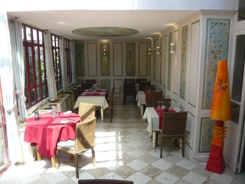Auberge De Correns 3*,  France